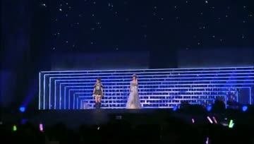 AKB48 2013 Manatsu no Dome Tour - Shinida Mariko Graduation Moment 